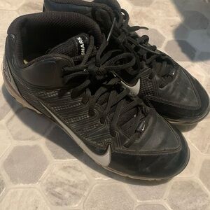 Boys Nike baseball cleats